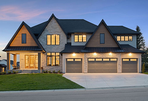 2023 Oakmont Parade Model | Plymouth