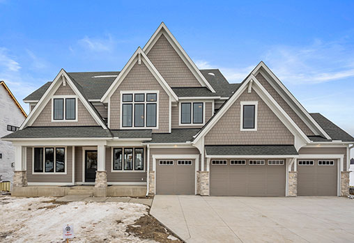 Stonebrook Parade Model | Plymouth