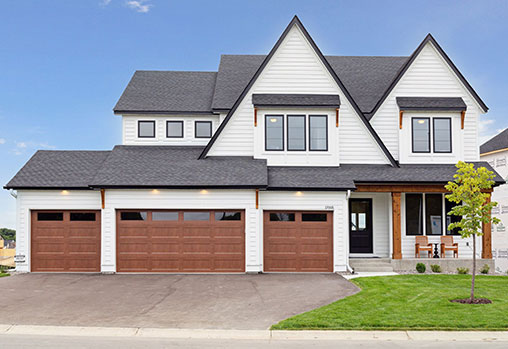 2023 Sutton Parade Model | Plymouth